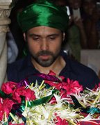 Emraan Hashmi visits Haji Ali