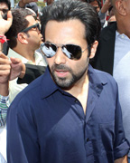 Emraan Hashmi visits Haji Ali