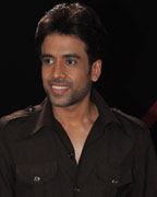 Tushar Kapoor on the sets of Badey Achey Lagate Hai to promote Shoot Out at Wadala