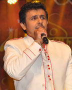 Sonu Nigam at Dinanath Mangeshkar Awards