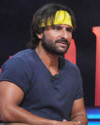 Saif Ali khan on the sets of Extra Innings T20 IPL 2013