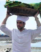 Tushaar Kapoor visited haji ali dargah