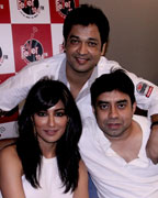 Ravi with Chitrangada Singh and Anurag Pandey at Fever 104 FM