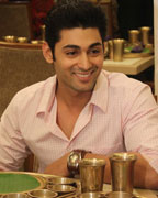 Ruslaan Mumtaz celebrates Mother's Day at Rajdhani's Rasovara with his mom Anjana