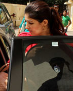 Akshay Kumar and Twinkle snapped at pvr