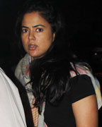 Sameera Reddy Snapped at Airport