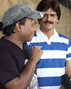 Sunil Pal, Ehsaan Qureshi and Birbal at Song recording of film Money Back Gurantee