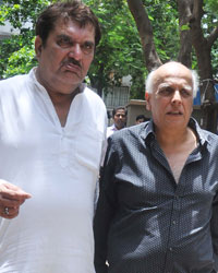 Raza Myrad and Mahesh Bhatt visited Jiah Khan family