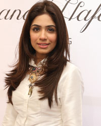 Sana Hafeez presented Out House Jewelry collection in Karachi at Art Scene Galleries