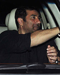 Sunny Deol snapped at Juhu