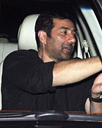 Sunny Deol snapped at Juhu