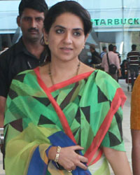 Shaina NC at Airport