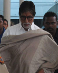 Amitabh Bachchan snapped at airport after meet Prime Minister Narendra Modi