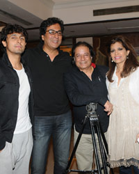 Sonu Nigam, Suresh Wadkar with Bina and Talat Aziz perform for Music Mania's upcoming musical extravaganza