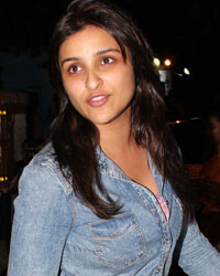 Parineeti Chopra snapped at versova