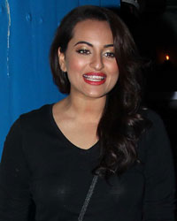 Sonakshi Sinha Snapped at live bandra