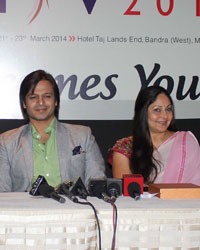 Rati Agnihotri and Vivek Oberoi at the press briefing organised by HIV Congress