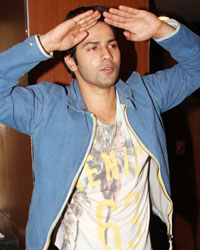 Varun Dhawan meet his fans at pvr juhu