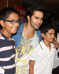 Varun Dhawan meet his fans at pvr juhu