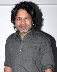 Kailash Kher snapped at Hakkason, Bandra