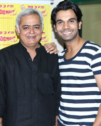 Mahesh Bhatt and Raj Kumar Rao at Radio Mirchi Mumbai studio during promotion of 'Citylights'