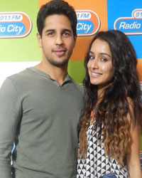 Shraddha Kapoor, Siddharth Malhotra promote 'Ek Villian' at Radio City 91.1 FM