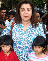 Farah Khan with Kids at Bandra