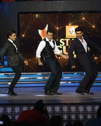 Host Salman Khan has a blast with the Gunday boys, Ranveer Singh and Arjun Kapoor at the 9th Renault Star Guild Awards