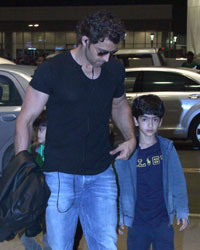 Hrithik Roshan snapped at Mumbai Airport