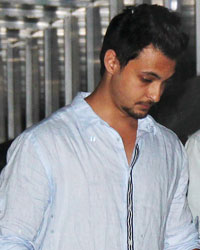 Aayush Sharma spotted at Royalty, Bandra