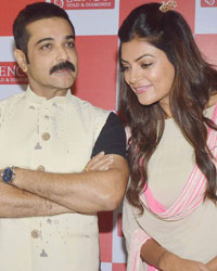 Sushmita Sen inaugurates Senco Gold