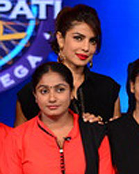 Amitabh Bachchan and Priyanka Chopra on the sets of KBC