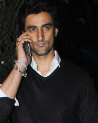 Kunal Kapoor spoted at bandra