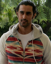 Kunal Kapoor snapped at airport