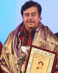 Balkrishna, T Suburami Reddy, Shatrughna Sinha, Chiranjeevi, Rishi Kapoor and Mohan Babu at  TSR TV9 National Film Awards for 2013-14