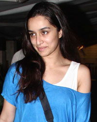 Shraddha Kapoor snapped at a Restaurant in Khar