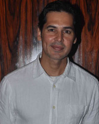 Dino Morea interacts with media of his new venture, iBhakti, an Online Darshan, Subscription of Aartis, Special Poojas, Book your Prasad