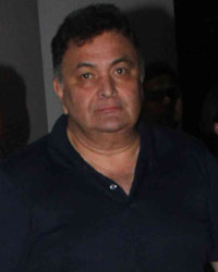 Rishi Kapoor Spotted at Bandra