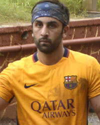 yesterday Ranbir Kapoor snapped at the football practice session