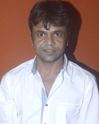 Rajpal Yadav Records Song for the film 'Kutumb'