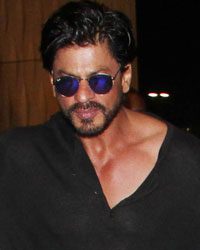 Shah Rukh Khan leaves for London