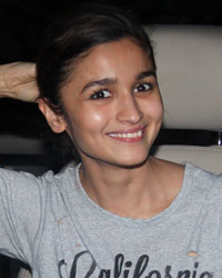 Alia Bhatt snapped in Mehboob Studio