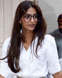 Sonam Kapoor snapped at Mehboob studio