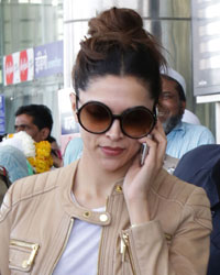 Deepika Padukone snapped at Jaipur airport