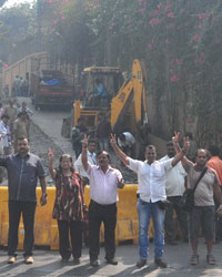 BMC demolish ramp outside Shah Rukh Khan's Mannat