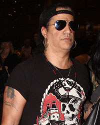 Slash arrives in India for a concert