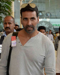 Akshay Kumar spottted at airport