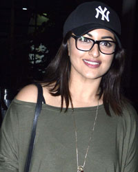 Sonakshi Sinha snapped at Mumbai Domestic Airport yesterday