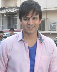 Vivek Oberoi spotted during shoot of film Great Grand Masti