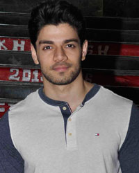 Sooraj Pancholi attend College Festival